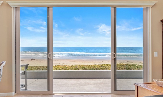 Morro Bay Casa | Impeccable Toro Lane Beachfront Home!