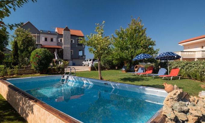 Vatolakkos Casa | Imposing Holiday Villa with Sauna ,Gym and Mountain View, Chania