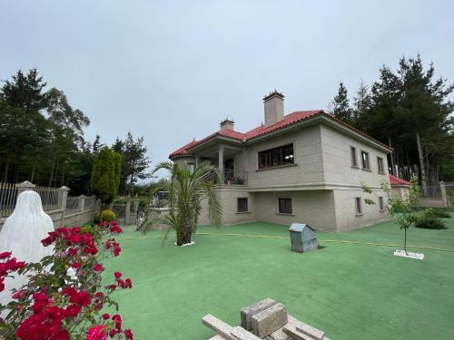 Carral Casa | Impresionante casa con parcela en la naturaleza