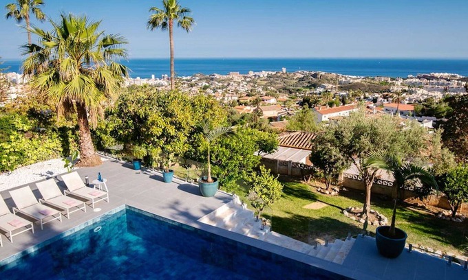 Benalmadena Villa | Impressive Benalmadena Villa | 7 Bedrooms | SeaViews | Villa Benalmadena Grande | Costa Del Sol