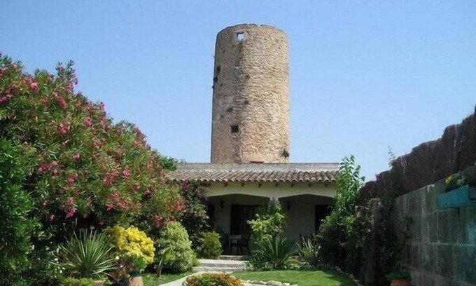 Majorca Casa | Impresionante molino mallorquín desarrollada con piscina
