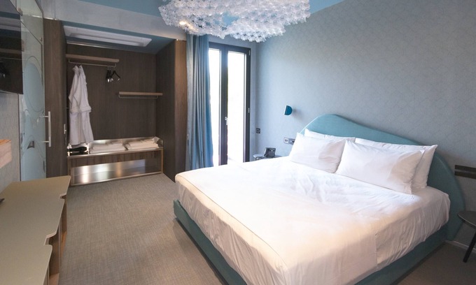 San Giuliano a Mare Apartamento | In A Light Wave: Il mare, l’acqua. Flexibility and inclusiveness