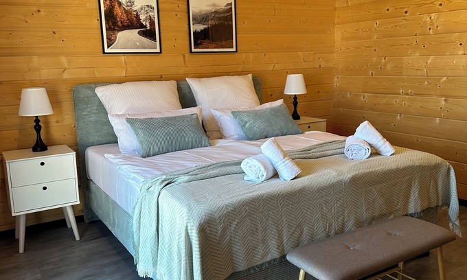 Offenburg Chalet De Esquí | In all four directions, the Black Forest, France and much more.