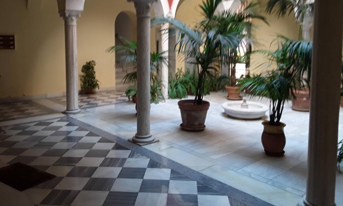 La Florida Casa | Frente a casa pilatos
