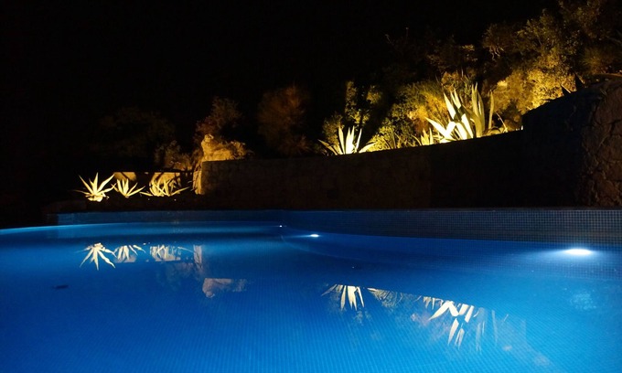 Ortakent Villa | Lujo, boutique, piscina / terraza aislada, sauna; Mar 900 mtr, golf 30 km