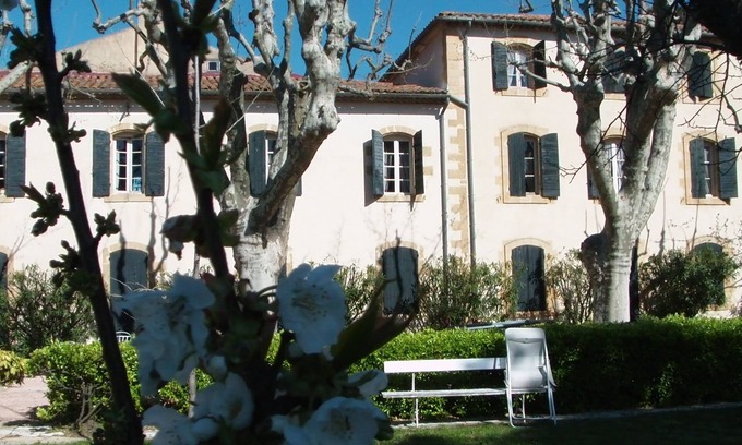 Saint-Chamas Casa | En alta gran familia ideal casa provenzal 18-20 personas