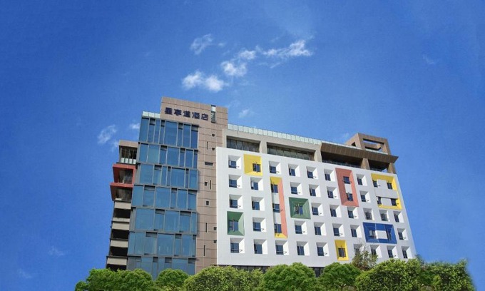 Xitun District Hotel | In Sky Hotel