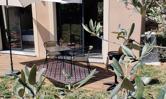 Carces Casa | In the calm of green Provence 3 ***
