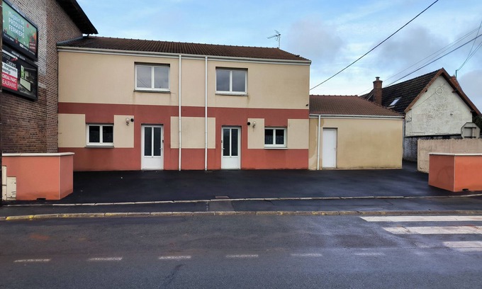 Fresnes-les-Montauban Casa | In the center of Hautes de France, doors An and B