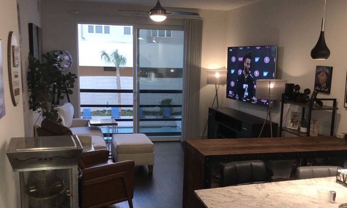 Legacy Park Apartamento | In the Heart of Legacy West