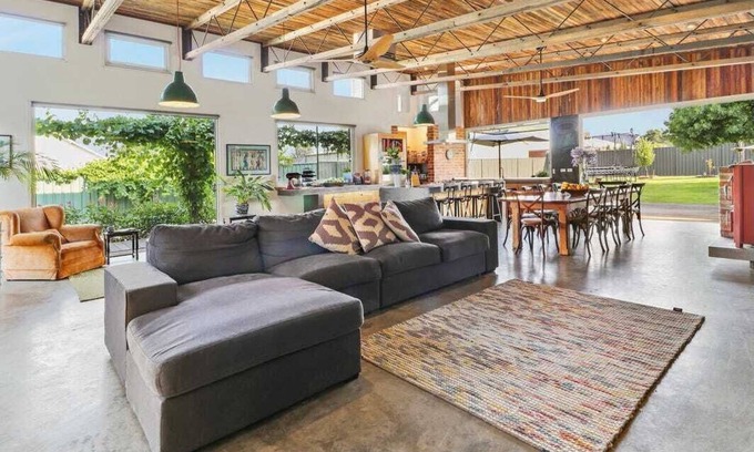 Mansfield Casa | In the Heart of Mansfield - Perfect for Large Families