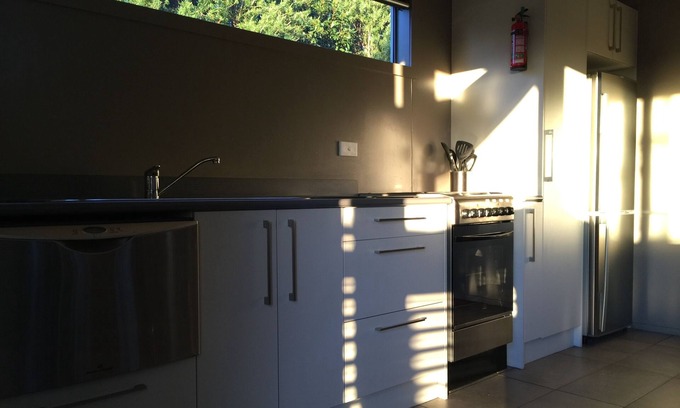 Havelock North Casa | En el corazón del pueblo con vistas al parque