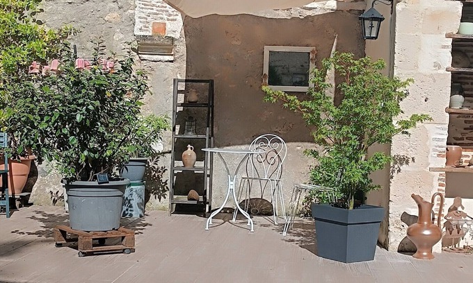 Sancerre Casa | In the heart of Sancerre, on a square with a thousand years of history