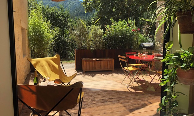 Aurel Apartamento | In the heart of the Drôme valley, between Die and Crest, independent gîte