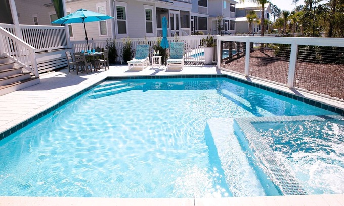 Watercolor Casa | In the Key of the Sea! Private Salt Water Pool and Spa/Hot Tub. Free 6 Bikes! New 6-Seater Golf Cart!