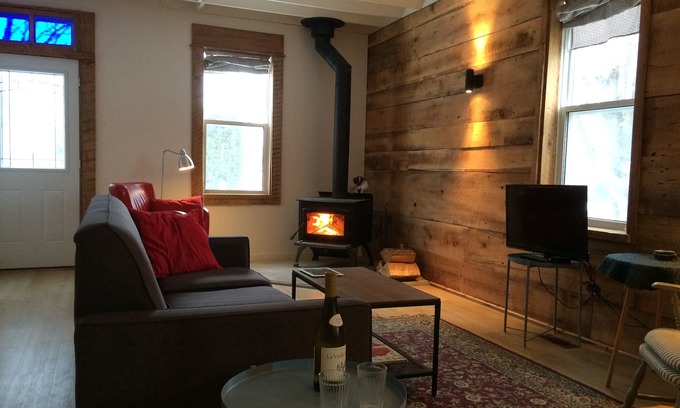 Kincardine Casa | In-Town Cottage Near the Beach!