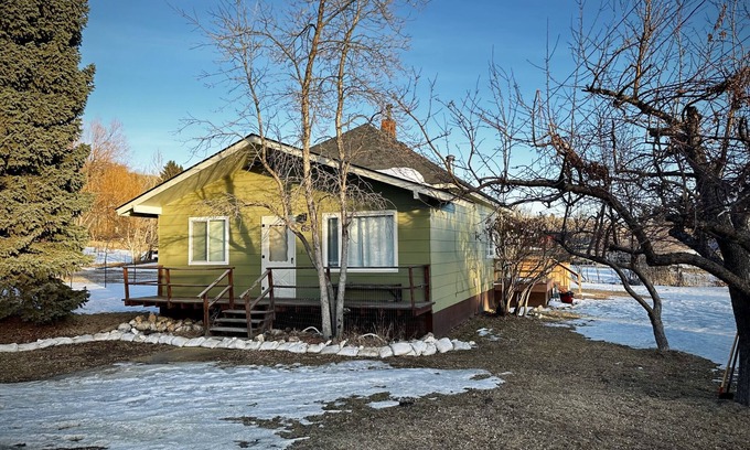 Red Lodge Chalet De Esquí | In-Town Home, Hot Tub, Wifi & Minutes to Skiing