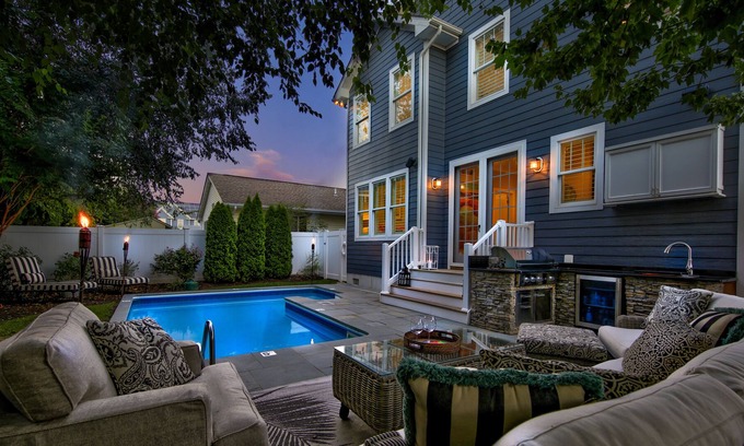 Country Club Estates Casa | En la ciudad de Rehoboth Beach con piscina privada!
