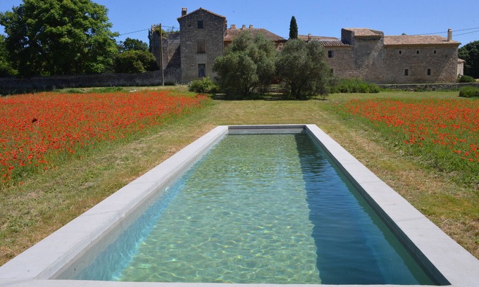 Uzes Casa | Magnífico loft en un molino del siglo XVIII con piscina privada