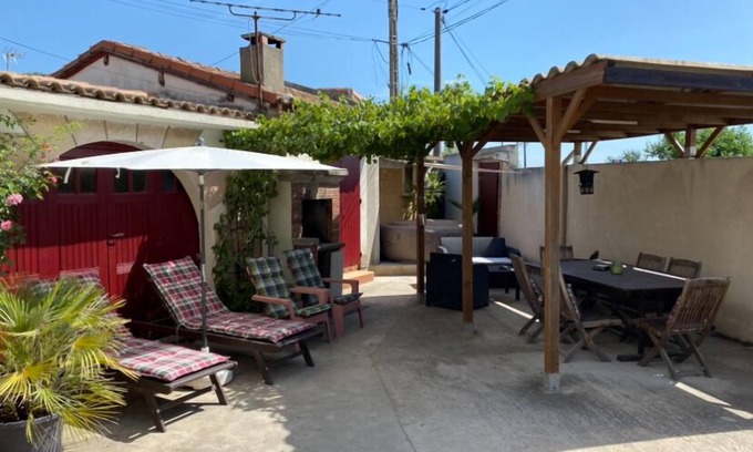 Arles Apartamento | EN VILLA, APARTAMENTO TODO COMODO CON PARKING.