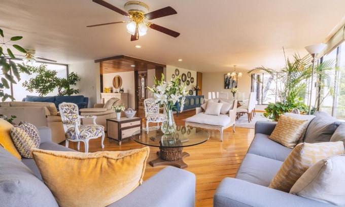 Bosques de las Lomas Apartamento | ¡Increíble y amplio departamento!