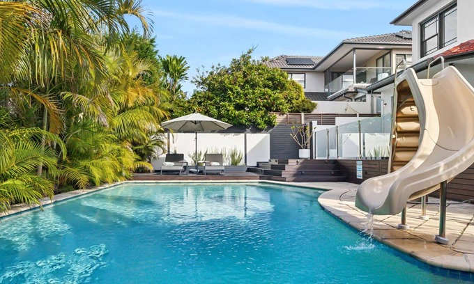 Balgowlah Heights Casa | Incredible 5 Bedroom Family Home with Pool!