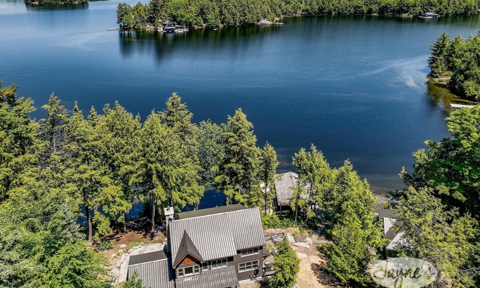 Seguin Cabaña | Incredible 6 bdrm luxury!! 310' of Frontage! AC! Sunsets!