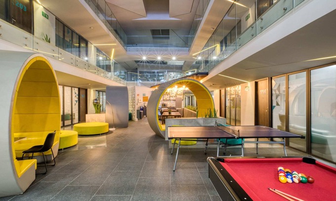 Zona Rio Apartamento | Incredible Amenities & Location: Gym+Cinema+Lounge/Games