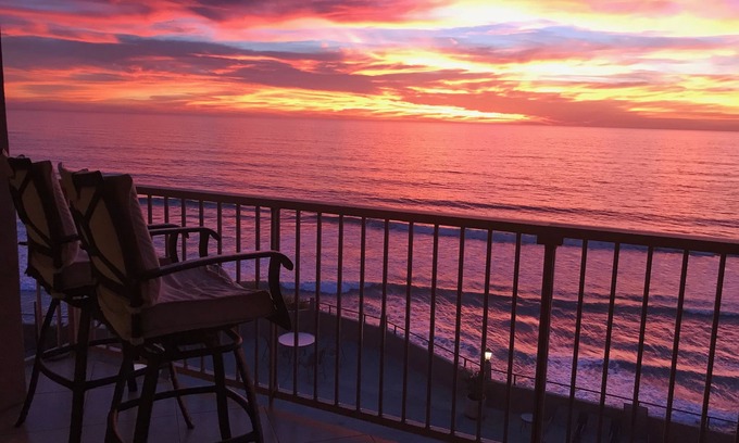Solana Beach Condominio | Increíble condominio frente al mar- Disponible para el verano a partir del 05-05-2020