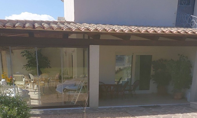 Baja Sardinia Casa | Apartamento independiente en el campo, con vistas al mar, de nueva construcción