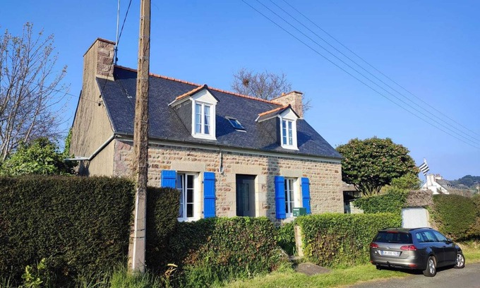 Ploubazlanec Casa | Independent Breton family house
