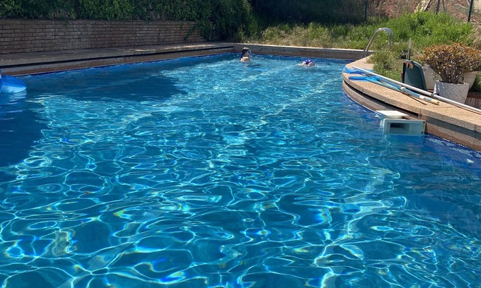 Castelldefels Casa | Independent house "Casazul" with swimming pool