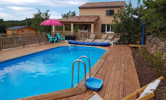 Payzac Casa | CASA INDEPENDIENTE CON PISCINA.