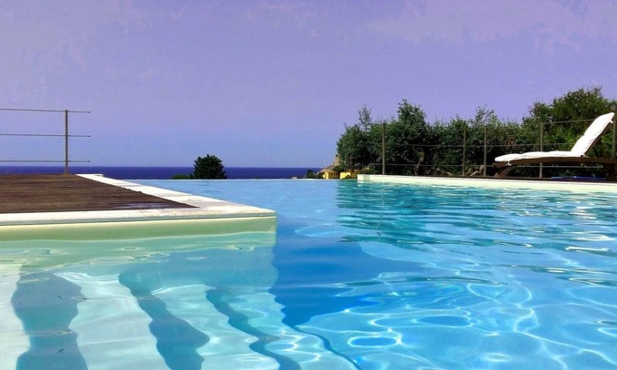 Valderice Casa | vivienda unifamiliar entre Trapani y San Vito Lo Capo, con piscina y vistas al mar