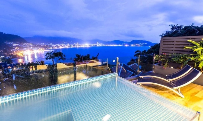 Patong Complejo | Indochine Sky Suites con balcón (010)