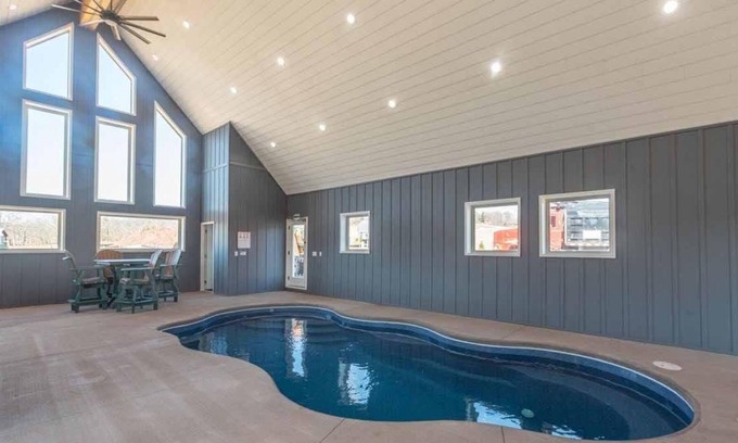 Waterfront Greens Casa | Indoor pool with 2 Hot Tubs! Lakefront living at the finest!!!