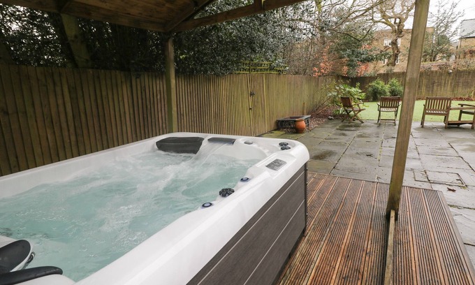 Sheffield Cabaña | Induja, DORE