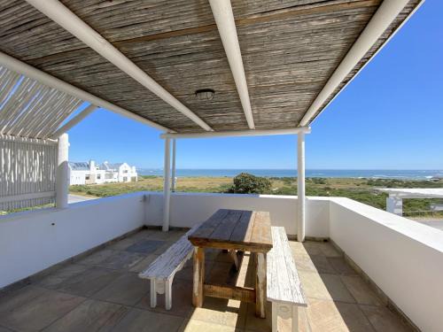 Paternoster Casa | Induku