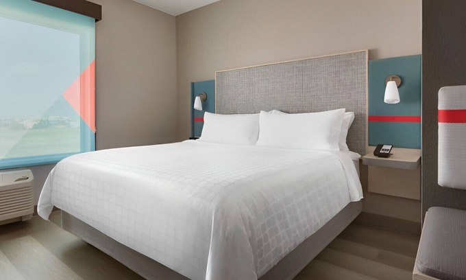 Savannah Casa | Indulge in Comfort! Restaurants, Shopping!