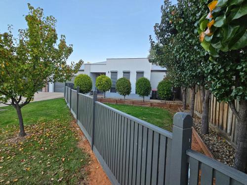 Mildura Casa | Indulge Luxury Homes - Dockside Marina