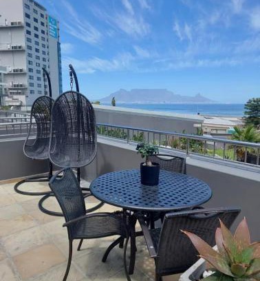 Bloubergstrand Apartamento | Infinity LG3