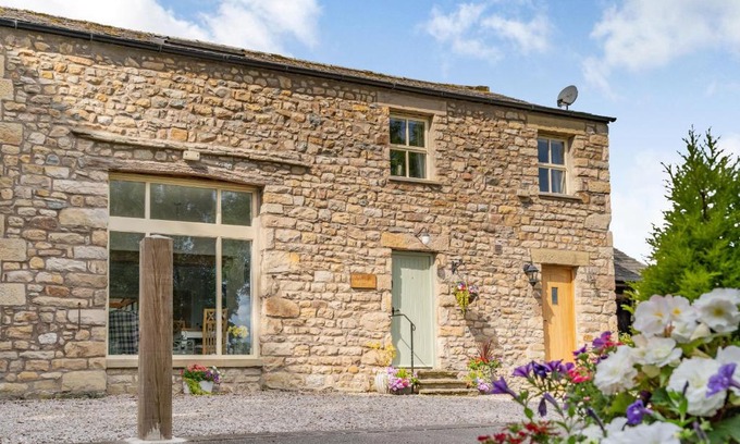 Arkholme Casa | Ingleborough View