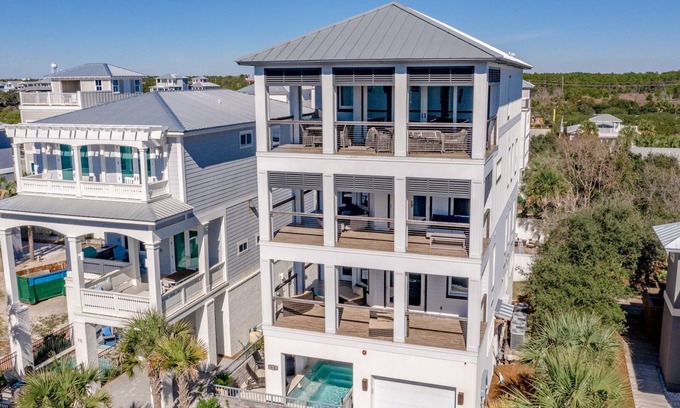 Inlet Beach Casa | Inlet Beach "Emerald Breeze"| 6 BR |Sleeps 16 |Private Pool |Elevator| VIEWS!