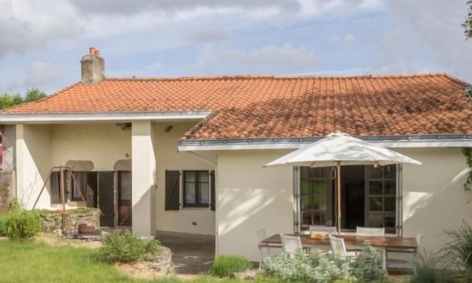 Aigrefeuille-sur-Maine Cabaña | Casa rural Aigrefeuille-sur-Maine, 2 dormitorios, 5 personas