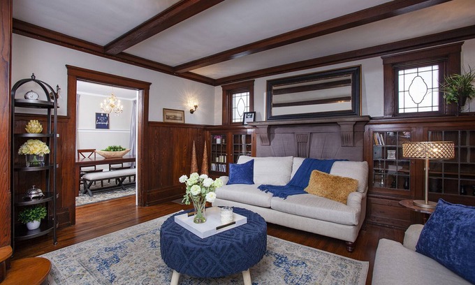 Hummelstown Casa | Inn-at-the-Brownstone, only 3.3 miles to Hershey Park