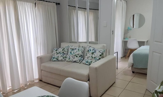 Morningside Apartamento | Innes Road Durban Accommodation One Bedroom Unit