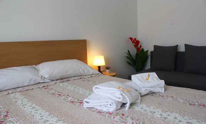 Naples City Centre Apartamento | Inside the hearth of Napoli - apt Orchid