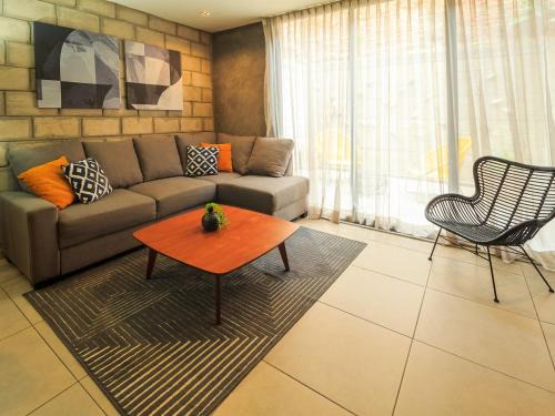 Downtown Guadalajara Apartamento | Inspiring Loft w Gym 2BD