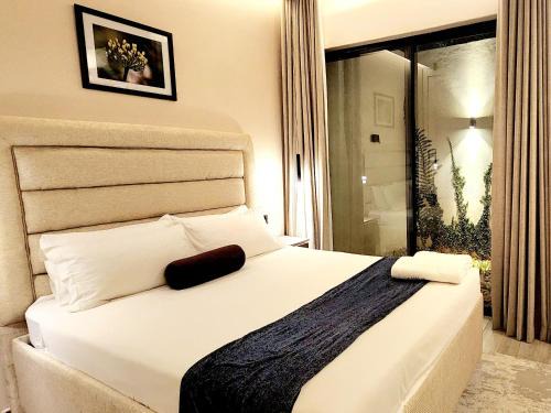 Blantyre Apartamento | InstaHomes by Tru - Garden Suites