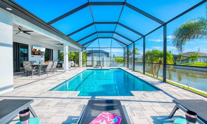 Trafalgar Villa | Intervilla Florida - Villa The Barefoot Oasis